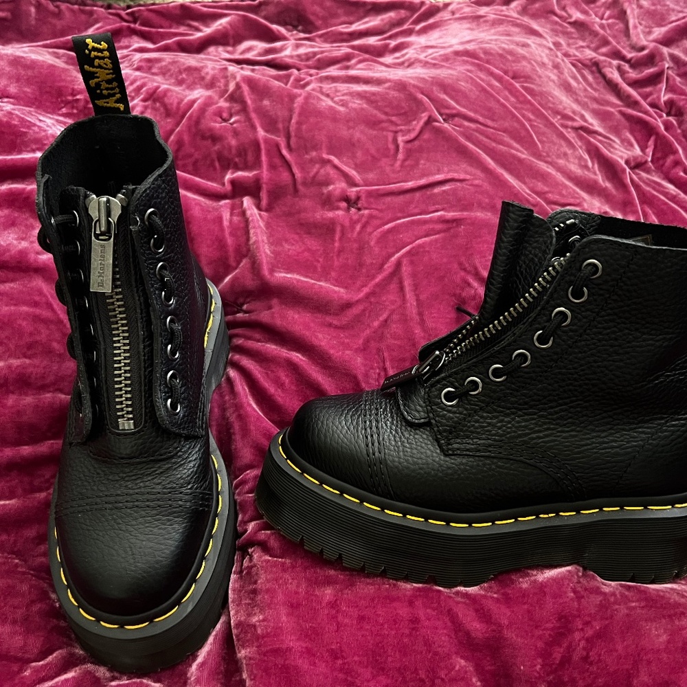 Dr. Martens Zip Sinclair Platform Women’s Boots
